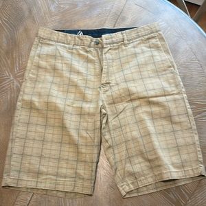 Volcom men’s shorts